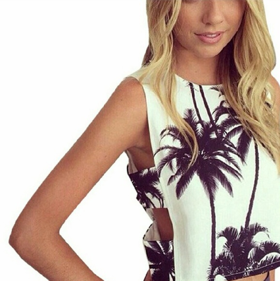 boutique Tops - CROP TOP